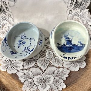 Delft Blue Flat Cap Trinket Dish White Handpainted Holland Signed set of 2